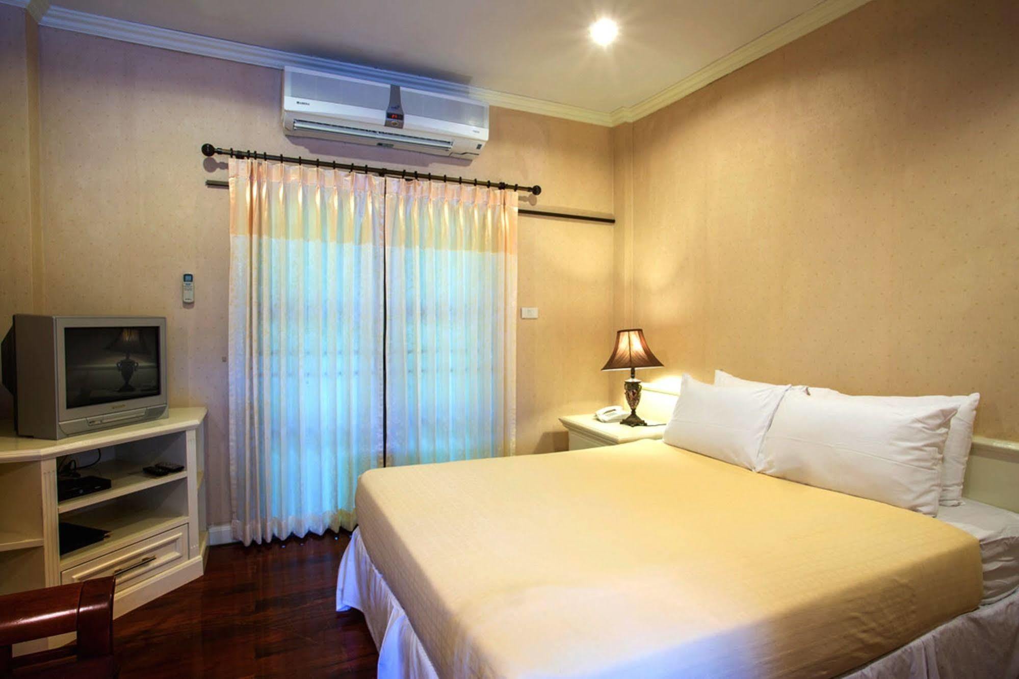 Chateau De Khaoyai Hotel & Resort Pakchong Exterior photo